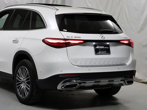 Certified 2026 Mercedes-Benz GLC 300 4MATIC image 8