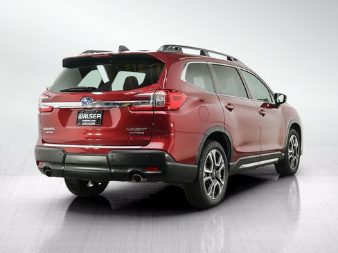 Used 2024 Subaru Ascent Limited w/ Technology Package AWD/4WD image 5