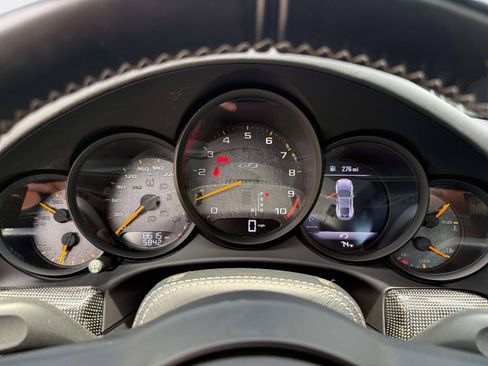Used 2018 Porsche 911 GT3 RWD image 41