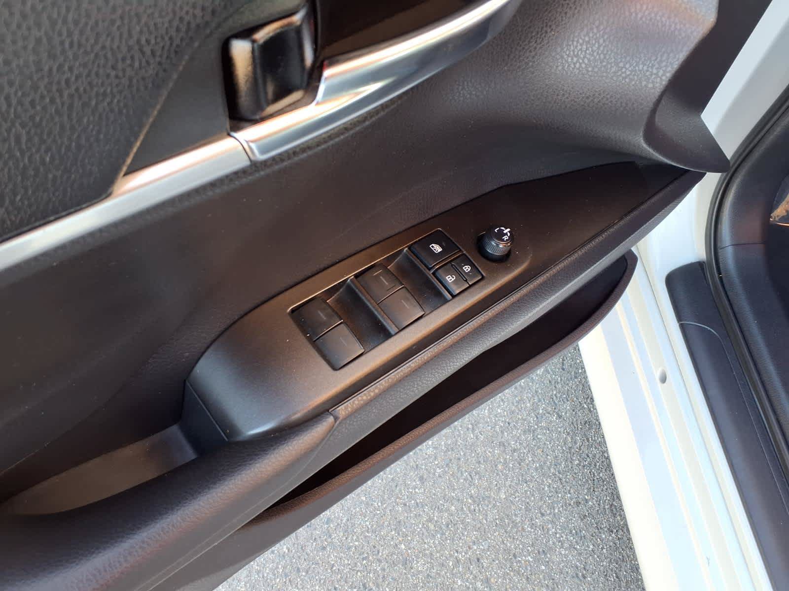 Used 2022 Toyota Camry LE FWD image 14