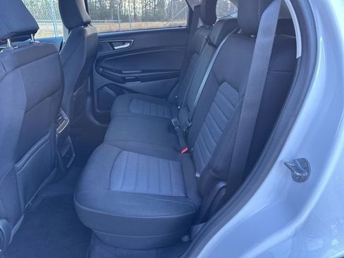 Used 2024 Ford Edge SE image 10