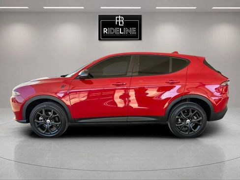 Used 2023 Dodge Hornet GT w/ GT Blacktop Package image 4