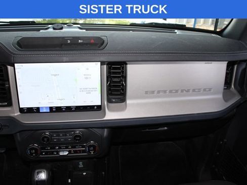 Used 2021 Ford Bronco Outer Banks AWD/4WD image 23