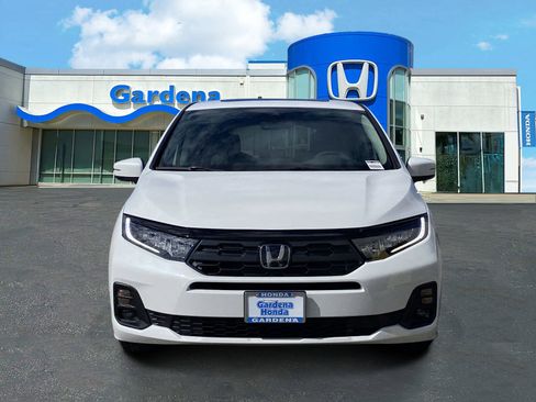 New 2026 Honda Odyssey EX-L image 2