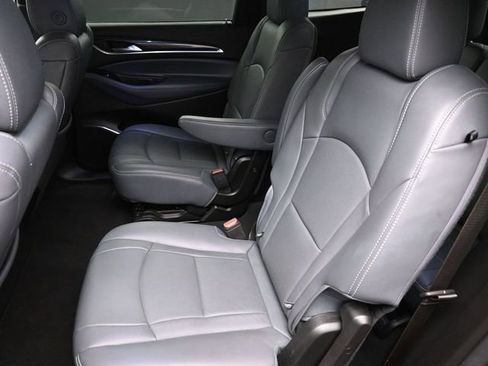 Used 2024 Buick Enclave Premium FWD image 17