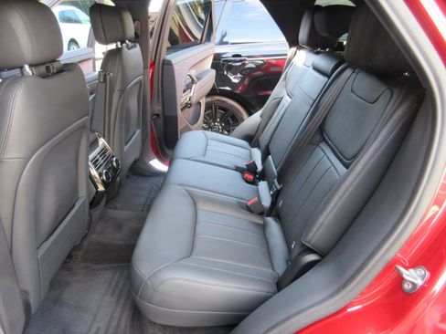 Used 2024 Land Rover Range Rover Sport SE AWD/4WD image 40
