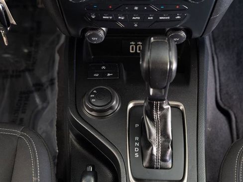 Used 2021 Ford Ranger XLT image 31