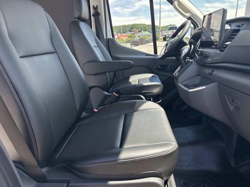 New 2026 Ford Transit 250 148 Medium Roof w/ Load Area Protection Package RWD image 13
