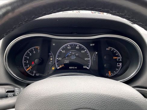 Used 2021 Jeep Grand Cherokee Laredo X image 22