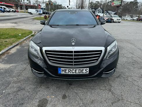 Used 2017 Mercedes-Benz S 550 4MATIC Sedan image 8