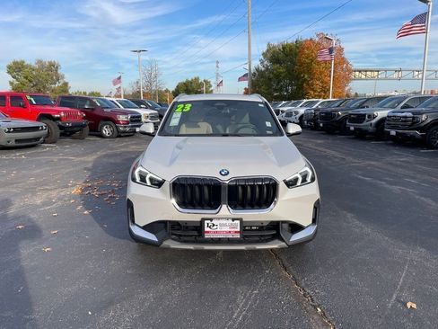 Used 2023 BMW X1 xDrive28i image 9