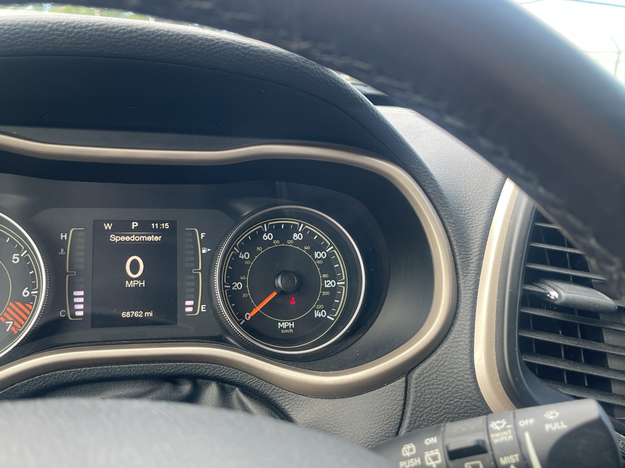Used 2015 Jeep Cherokee Latitude AWD/4WD image 12