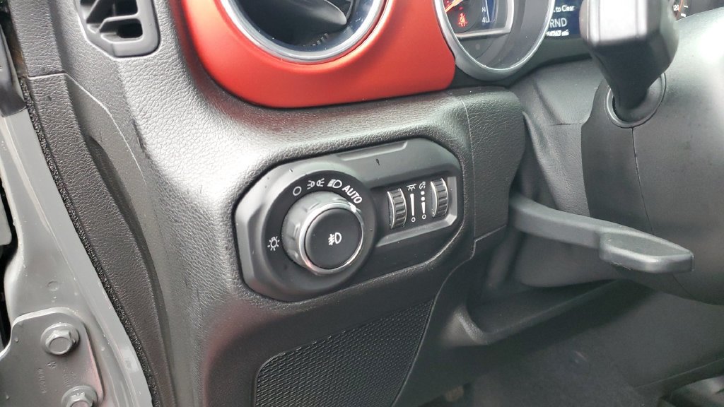 Used 2021 Jeep Wrangler Unlimited Rubicon AWD/4WD image 9