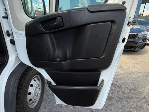 Used 2017 RAM ProMaster 2500 image 21