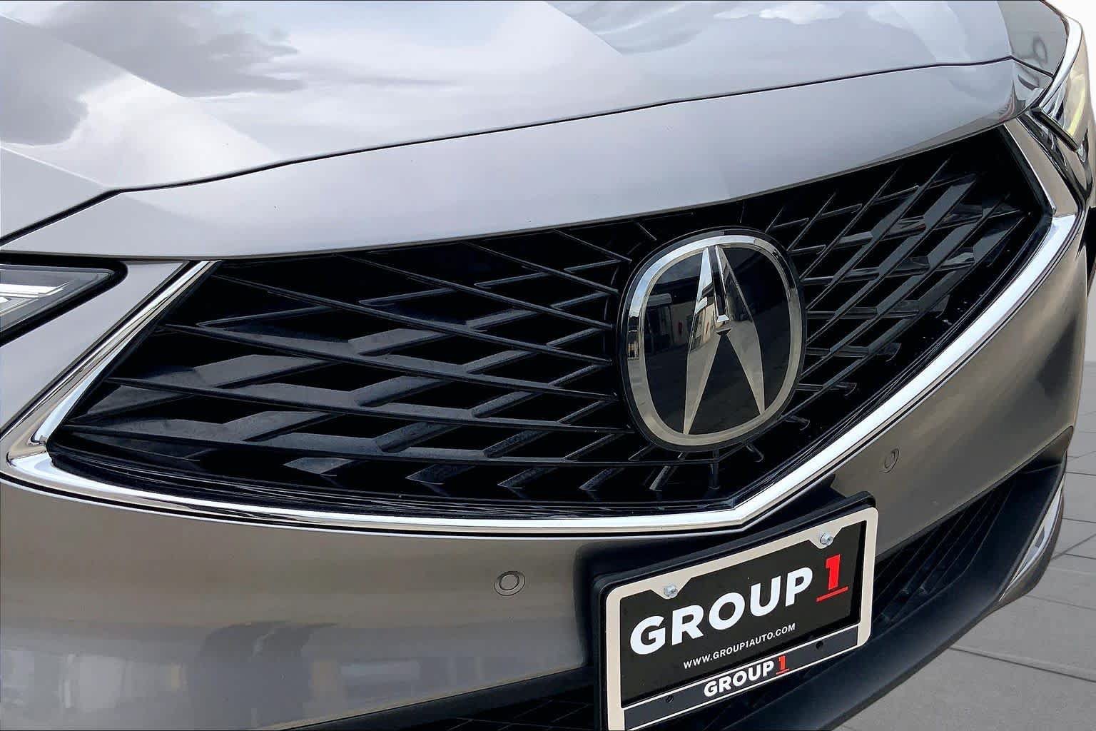 Used 2025 Acura MDX w/ Technology Package FWD image 30