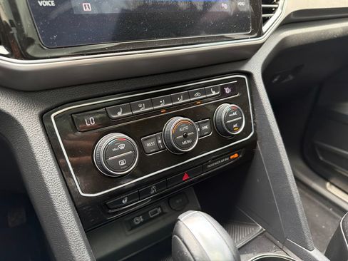 Used 2019 Volkswagen Atlas SEL FWD image 27