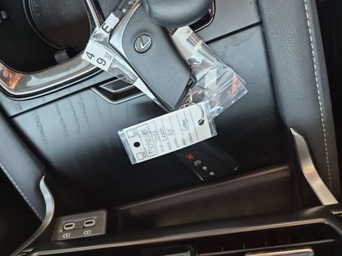 Used 2026 Lexus RX 350h w/ Accessory Package (Z1) AWD/4WD image 17