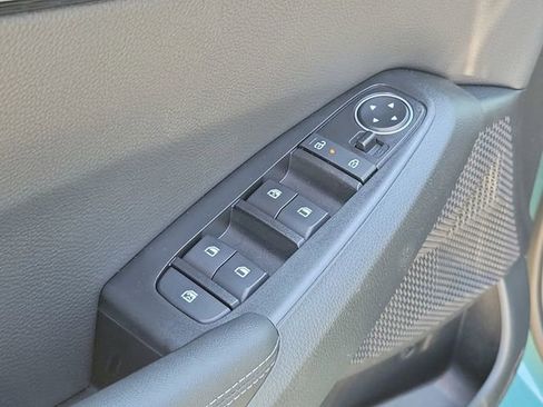 New 2026 Kia Seltos EX FWD image 17