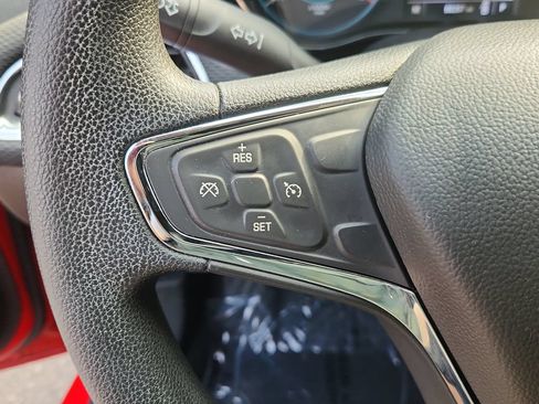 Used 2018 Chevrolet Cruze LT w/ Convenience Package FWD image 21