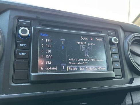 Used 2019 Toyota Tacoma SR w/ SR Convenience Package image 31