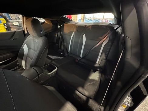 Used 2020 Chevrolet Camaro LT image 12
