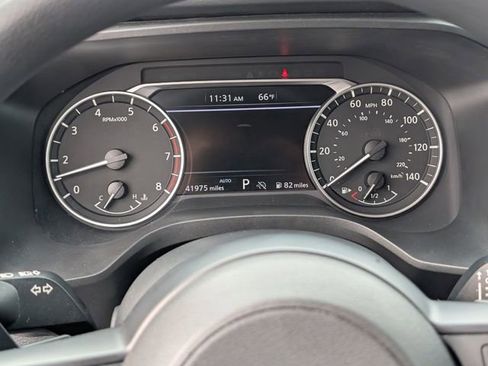 Used 2024 Nissan Rogue S image 24