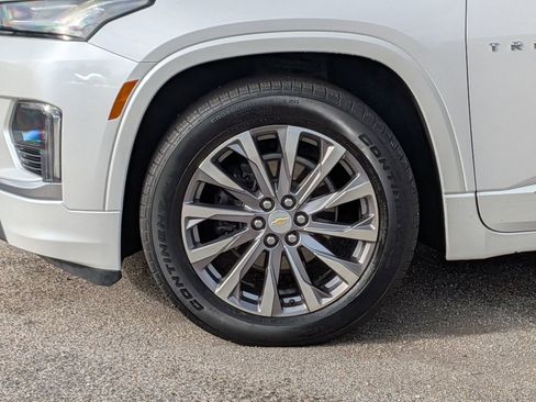 Used 2023 Chevrolet Traverse Premier AWD/4WD image 12