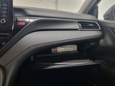 Used 2023 Toyota Camry SE image 13