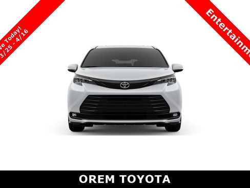 New 2026 Toyota Sienna XLE Woodland Edition image 17