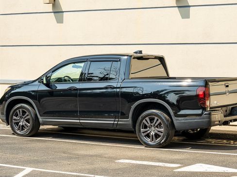 Used 2019 Honda Ridgeline Sport image 6