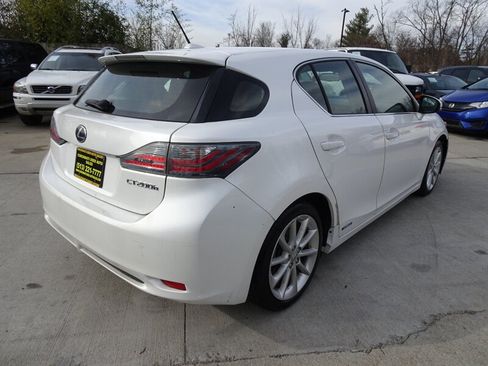 Used 2011 Lexus CT 200h Premium w/ Premium Audio Pkg FWD image 6