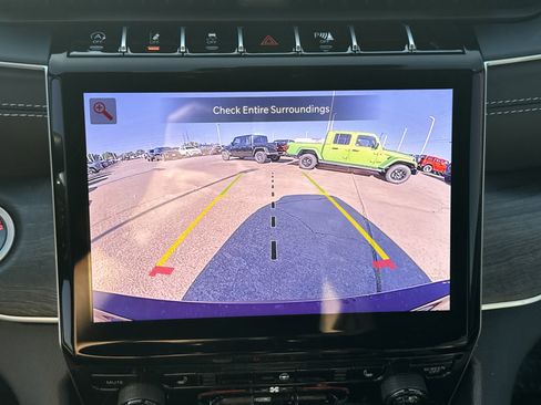 New 2025 Jeep Grand Cherokee L Limited image 18