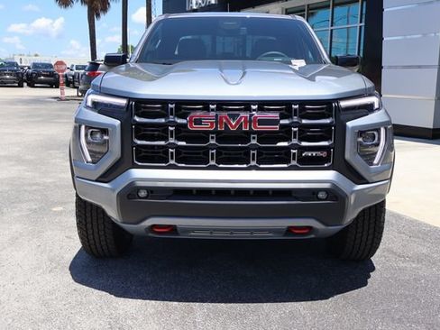 New 2026 GMC Canyon AT4 AWD/4WD image 3