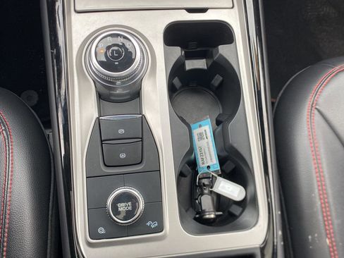 Used 2023 Ford Explorer ST-Line w/ Class IV Trailer Tow Package image 31