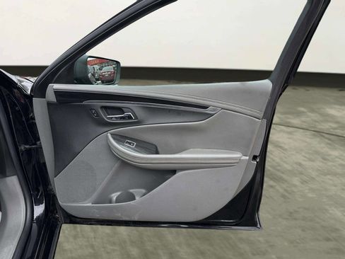 Used 2019 Chevrolet Impala LT image 28