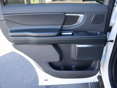 New 2025 Ford Expedition Platinum w/ Stealth Performance Package image 17