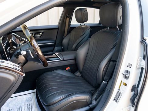 Used 2022 Mercedes-Benz S 500 S 500 image 16