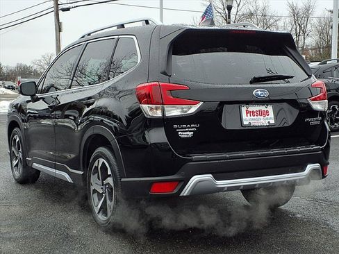 Certified 2024 Subaru Forester Touring w/ Pop Package 2 image 5