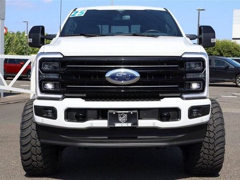 Used 2025 Ford F350 Platinum AWD/4WD image 9