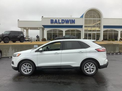 Used 2022 Ford Edge SEL image 4