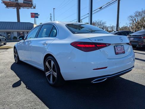 Used 2025 Mercedes-Benz C 300 Sedan image 7
