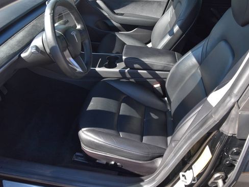 Used 2019 Tesla Model 3 Long Range image 9