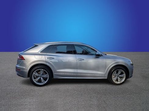 Used 2022 Audi Q8 Premium w/ Convenience Package AWD/4WD image 6
