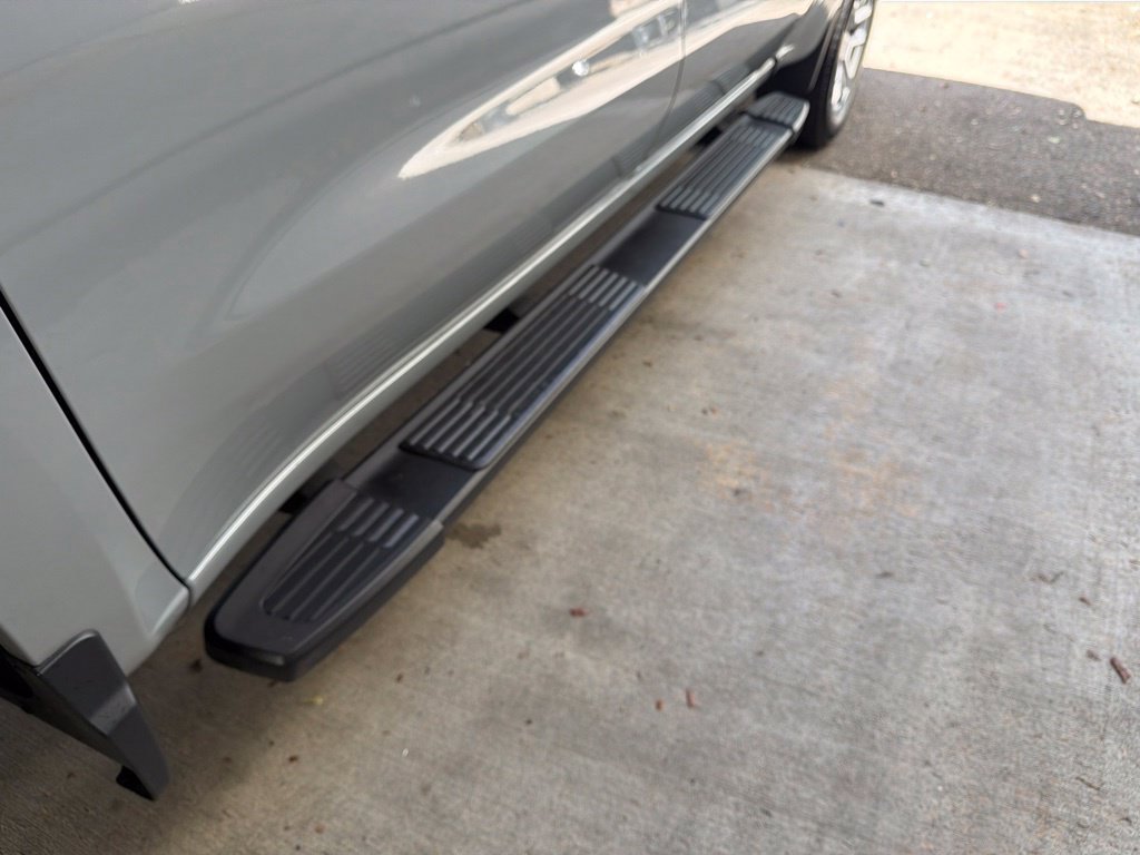 Used 2024 Chevrolet Silverado 1500 RST RWD image 18