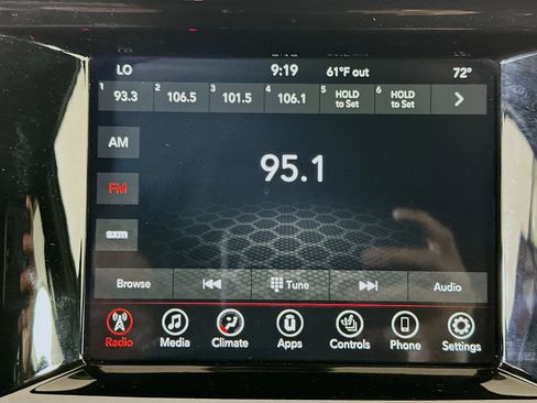 Used 2023 Dodge Durango GT image 21