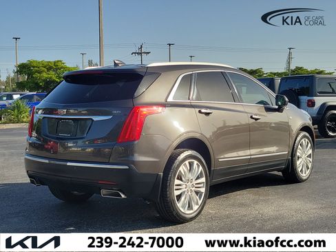 Used 2019 Cadillac XT5 Premium Luxury FWD image 6