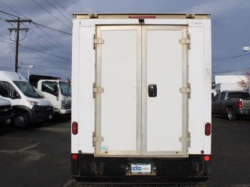 Used 2021 Chevrolet Express 3500 w/ Power Convenience Package image 6