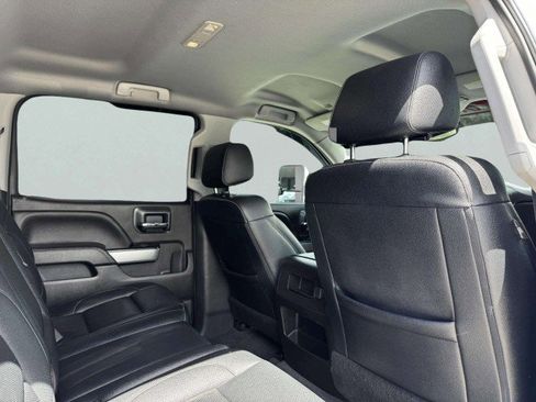 Used 2018 Chevrolet Silverado 1500 LT w/ Texas Edition image 44