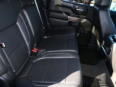 Used 2022 Chevrolet Silverado 1500 LTZ image 9