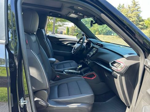 Used 2021 Chevrolet TrailBlazer RS w/ Sun and Liftgate Package FWD image 48